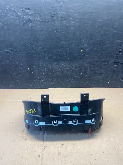 2014 Jeep Cherokee Speedometer Gauge Cluster OEM P5576 DG4