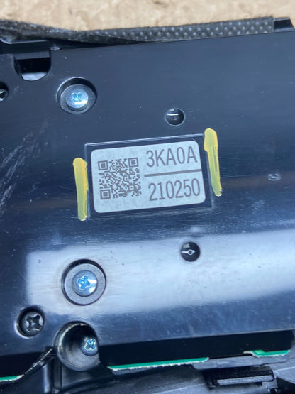 2013 to 2015 Nissan Pathfinder Information Display Control AF1671 DG6
