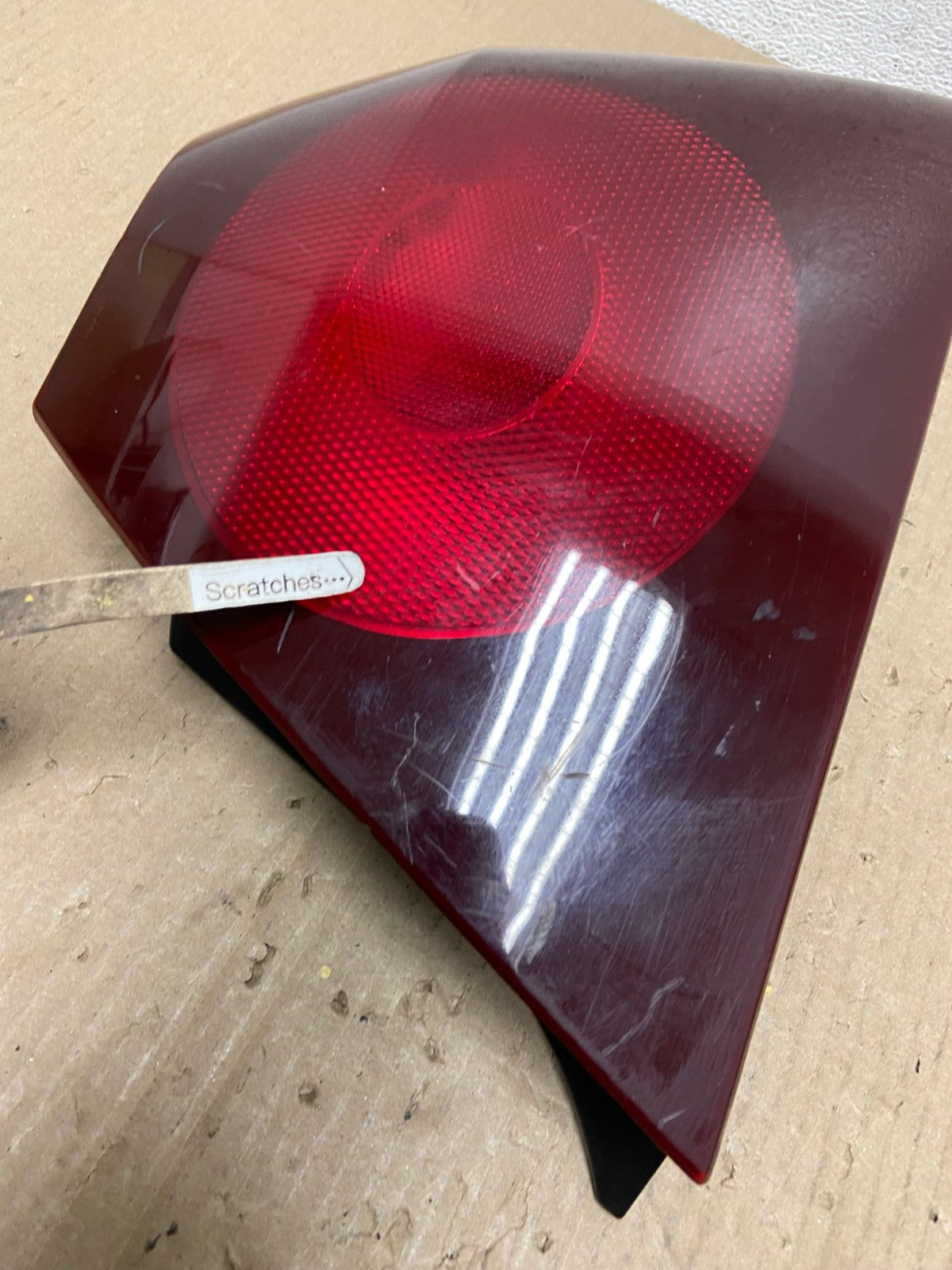 2000 to 2005 Chevrolet Impala Right Passenger Rh Side Tail Light AE9714 LK3