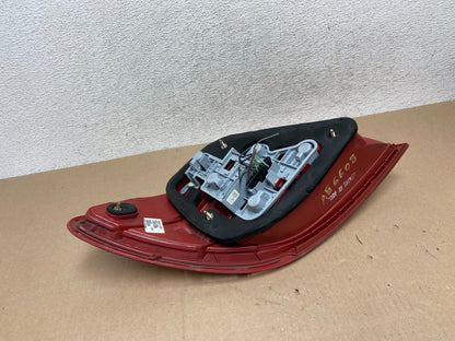 2008 - 2011 Mercedes C-Class Right Passenger RH LED Tail Light AG6608 DW5