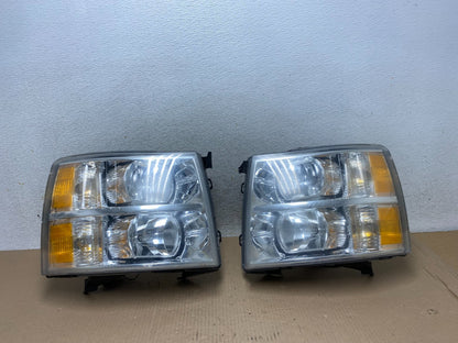 2007 to 2014 Chevrolet Silverado Left+Right Side Headlights AJ2476 DW0