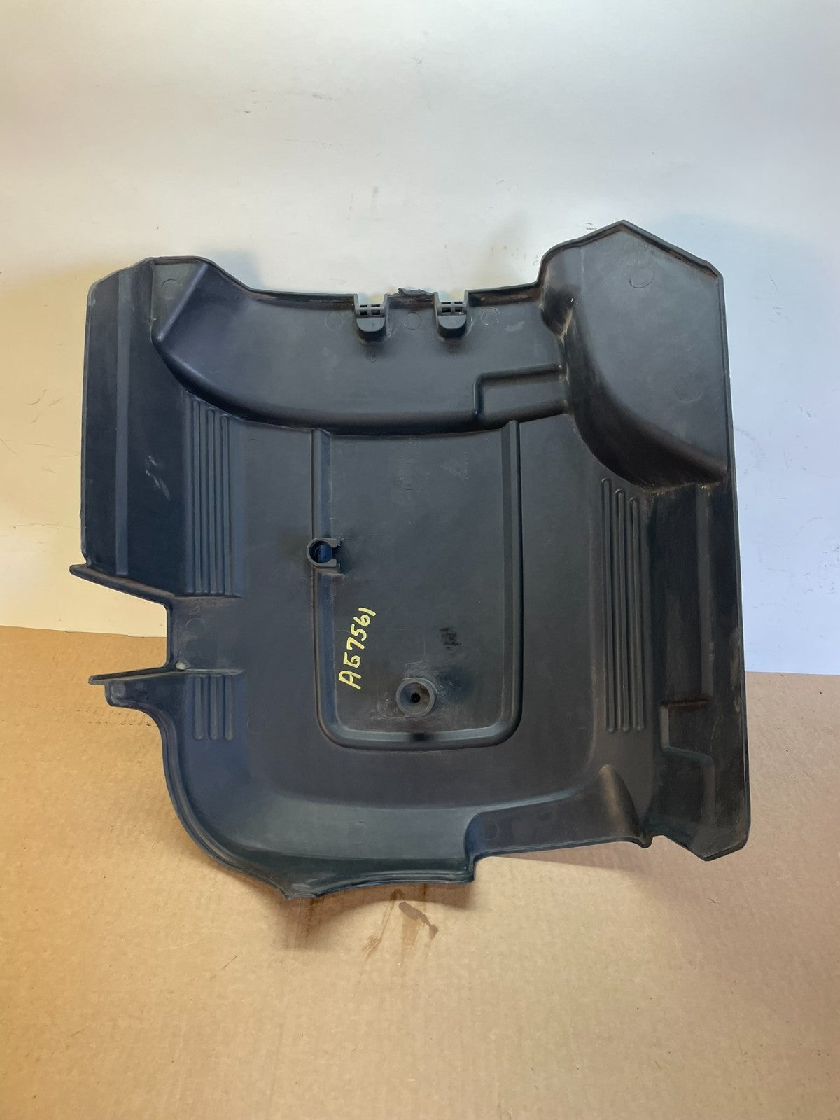 2007 to 2014 Chevrolet Silverado Vortec Engine Cover Shield AG7561 DG3