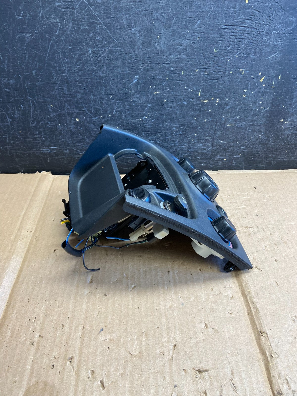 2001 to 2006 Hyundai Santa Fe Temperature Climate Control Heat A/C AI2673 PS2