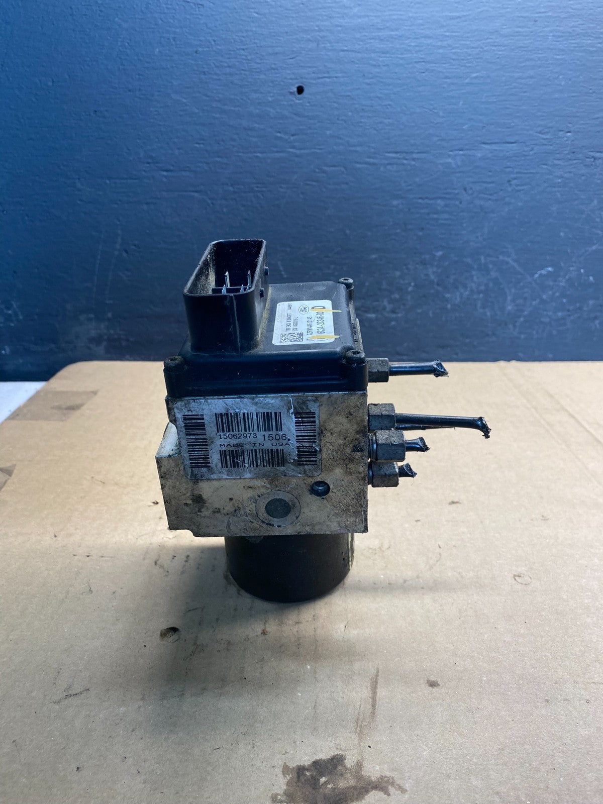 2005 2006 2007 Ford F250 F350 SD ABS Anti Lock Brake Pump Module AC0943  DG4