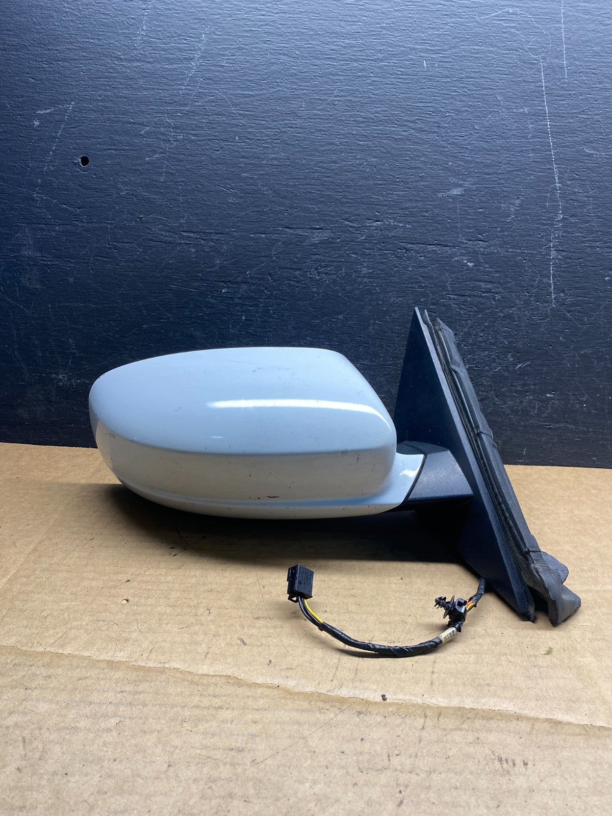 2011 to 2014 Chrysler 300 Right Passenger RH View Heated Mirror AD6755 DG0