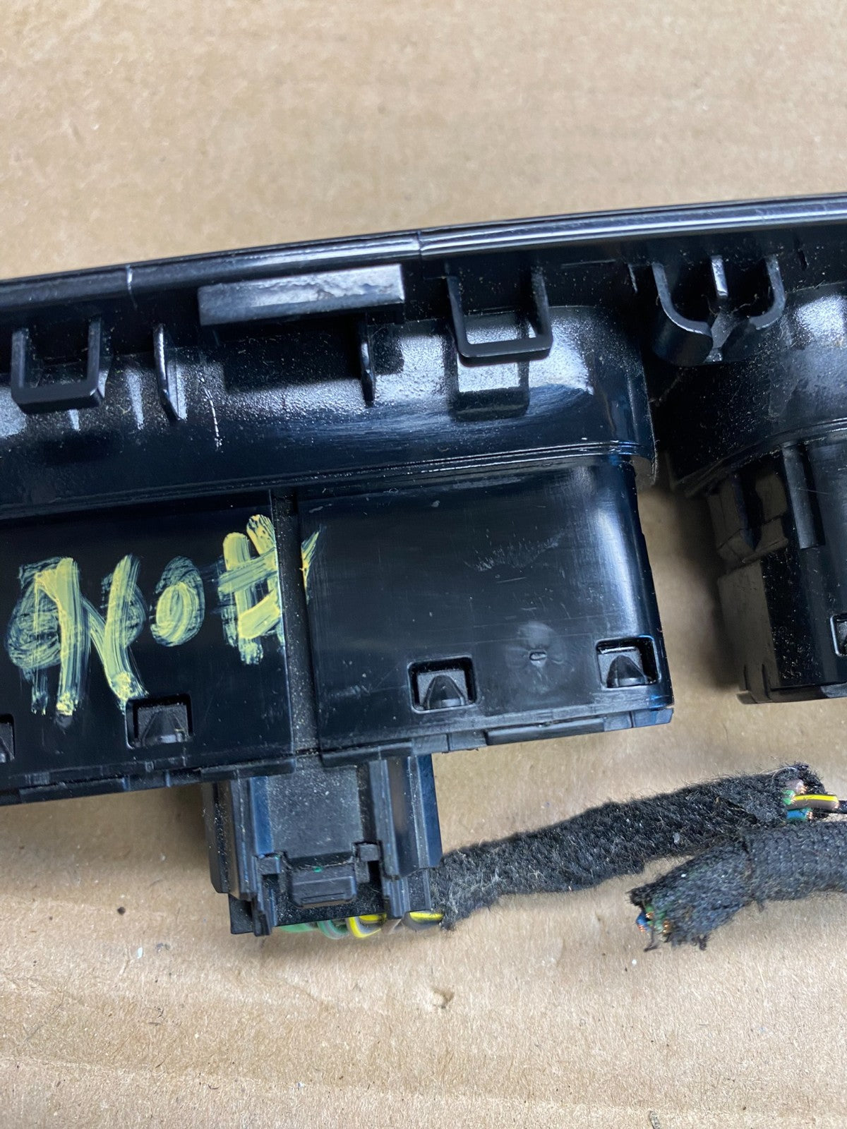 2013 to 2016 Ford Escape Climate Control Bezel CJ54-18522-BC AG00125