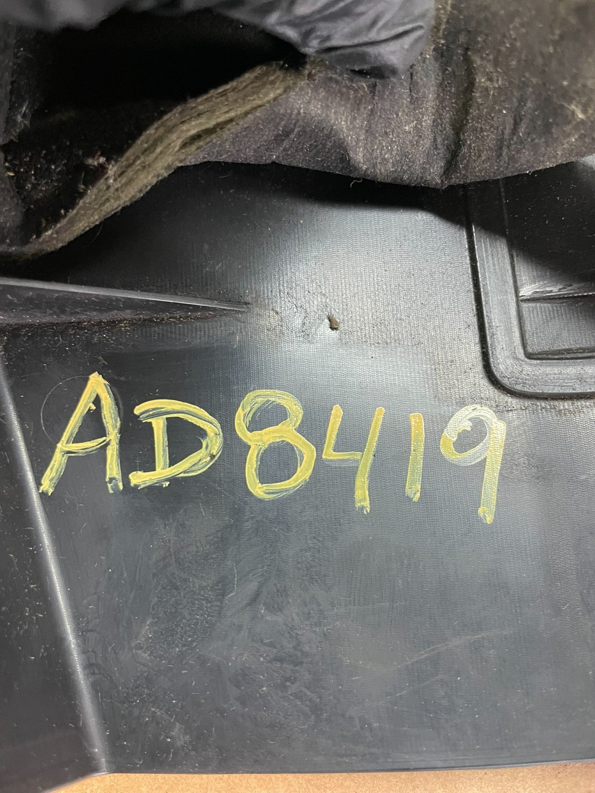 2008 to 2012 Cadillac CTS 3.6L Plastic Engine Cover Shield ad8419 DG5