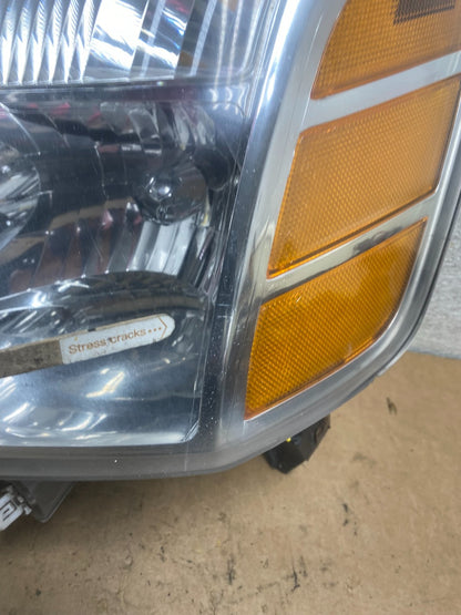 2004 to 2007 Nissan Armada Left Driver Lh Side Headlight Halogen X6702 DW5