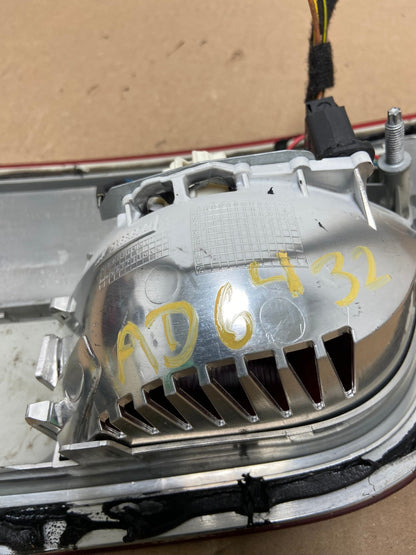 2007 to 2010 Bmw X5 E70 Right Passenger Rh Side Inner Tail Light AD6432 LK6