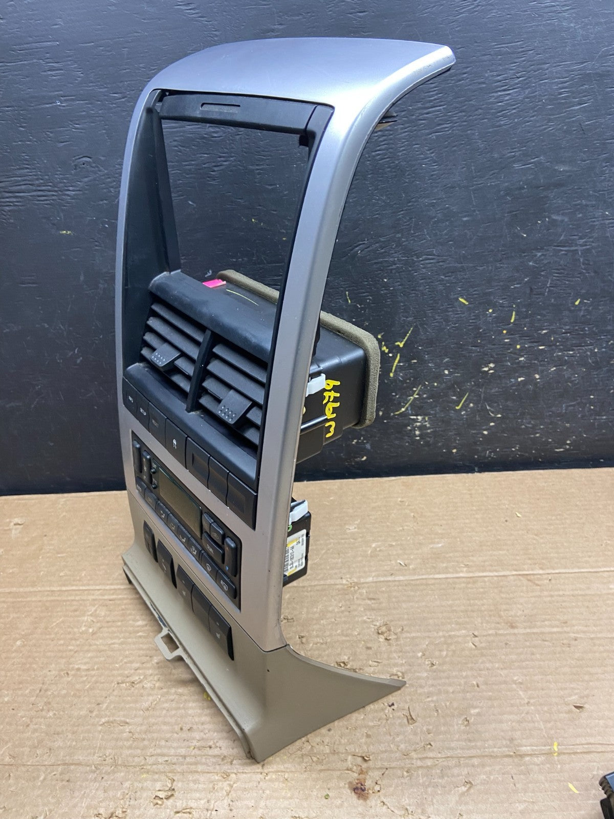2006 - 2010 Ford Explorer Radio Heater Climate A/C Control Bezel  Trim W1979 DG1