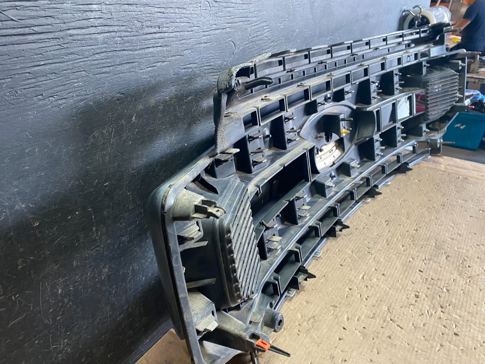2020 2021 2022 Ford Super Duty F250 F350 Front Upper Grill Grille OEM S3307 DG6