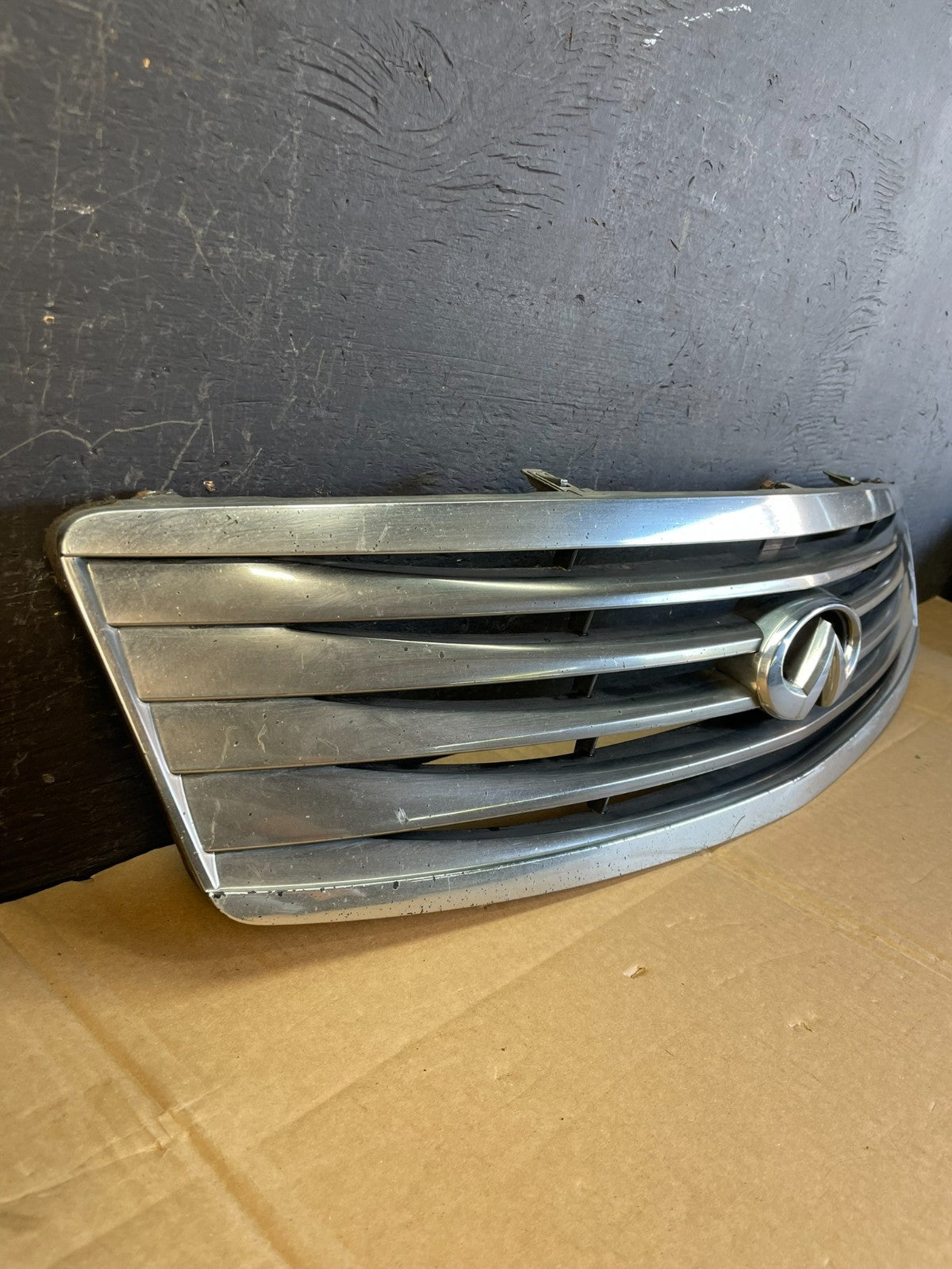 2007 - 2009 Infiniti G35 G37 Sedan Front Upper Grill Grille AC5361 DG1