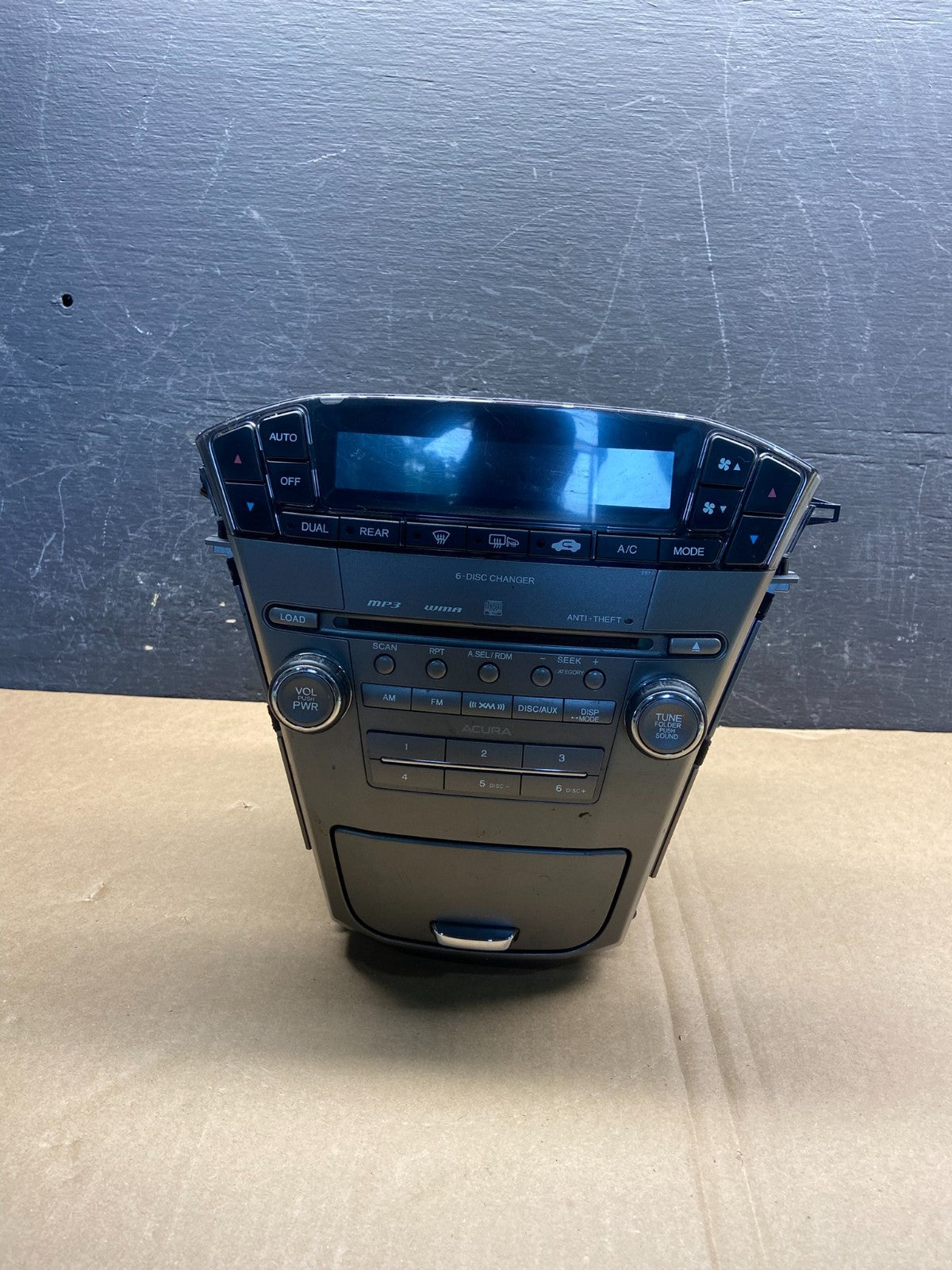 2007 to 2009 Acura Mdx Radio Stereo 6 CD Player Climate Control AG1537 DG0