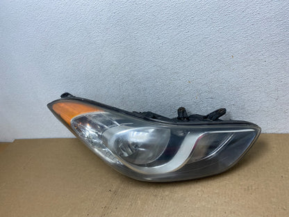2011 2012 2013 Hyundai Elantra Right Passenger Headlight AF9660 DW1