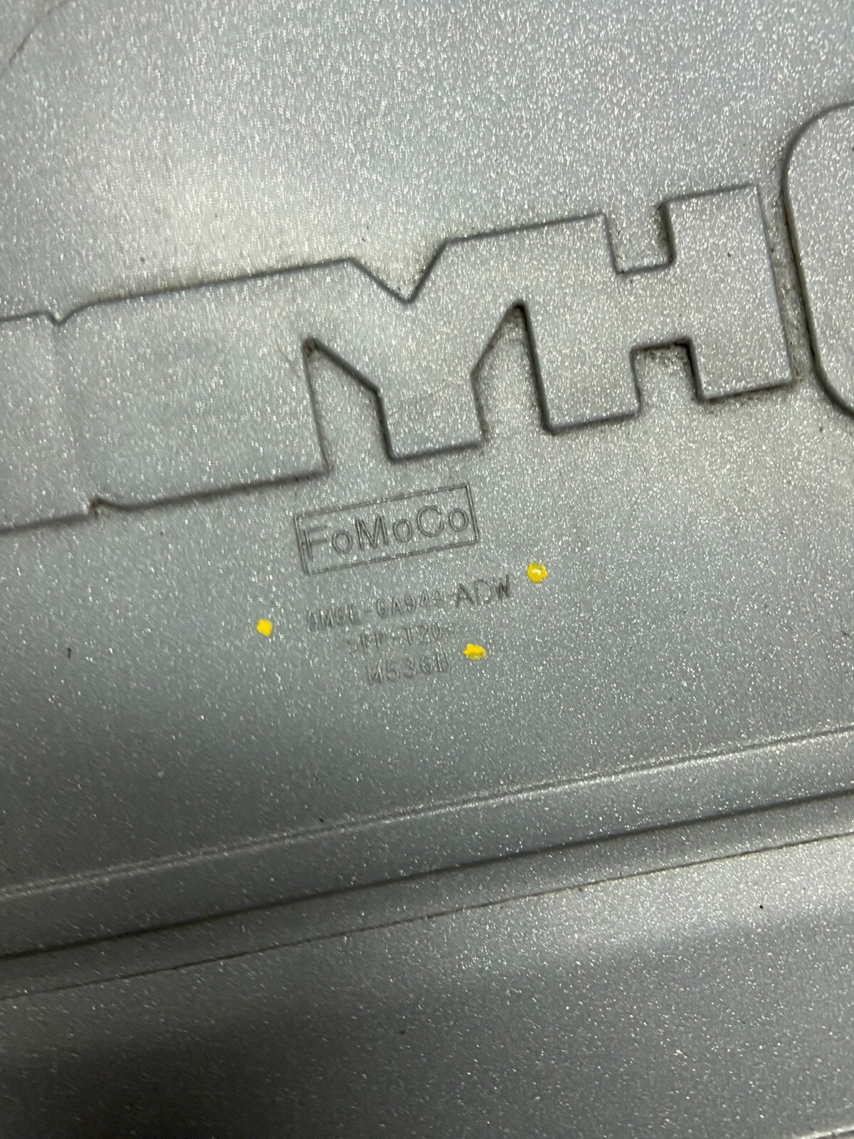 2009 to 2012 Ford Escape Engine Cover 9m6e-6a949-adw o1035 PS8