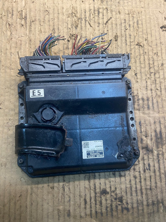 2007 Toyota Rav4 OEM Electronic Engine Control Module ECU ECM Y4337 DG0