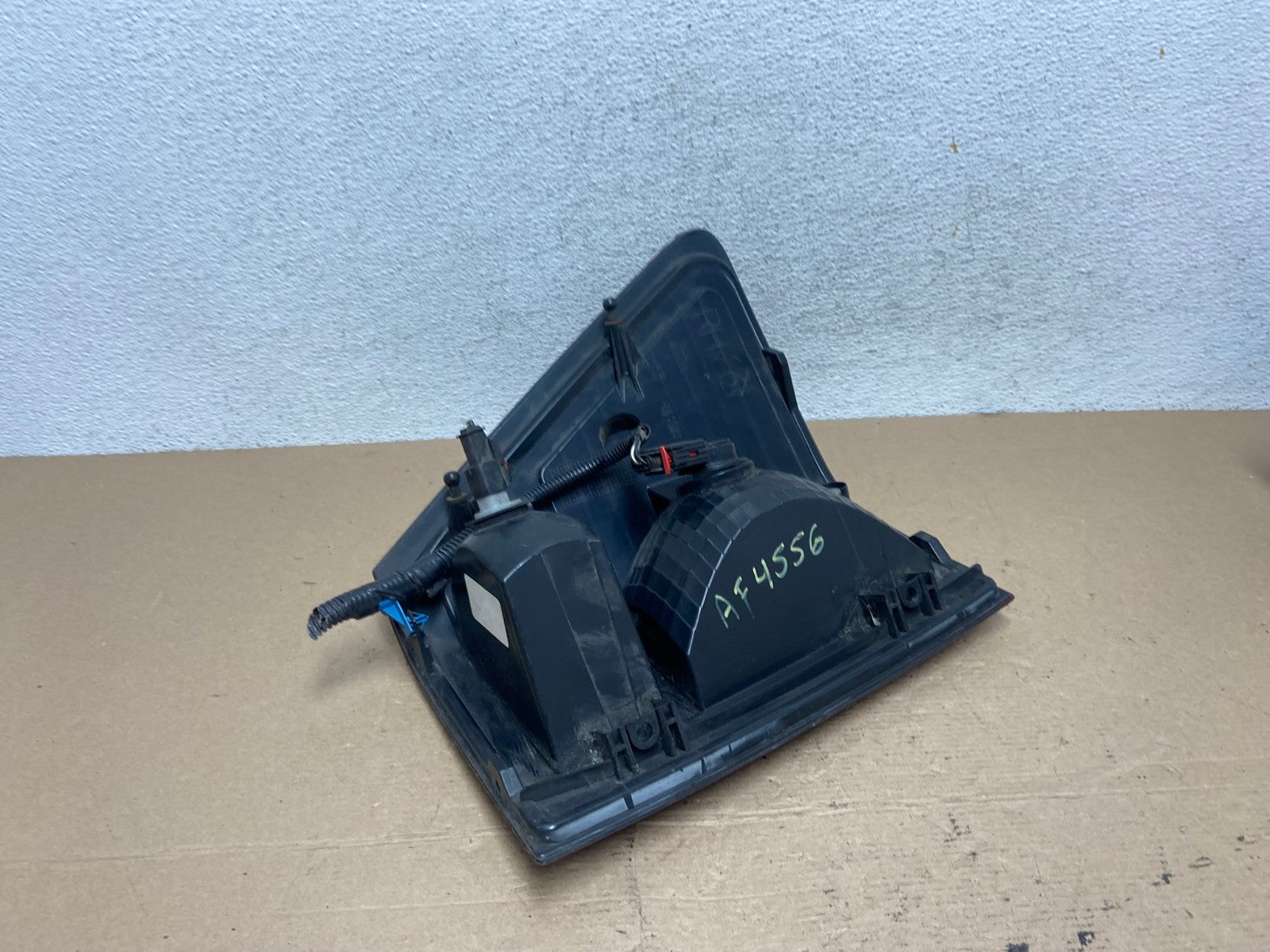 2007 to 2010 Jeep Grand Cherokee Right Passenger Tail Light AF4556 LK4
