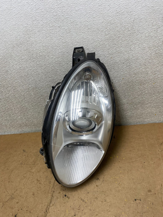 Xenon HID 2006 2010 Mercedes W251 R-Class Left Driver LH Headlight  OEM X7233 GD0
