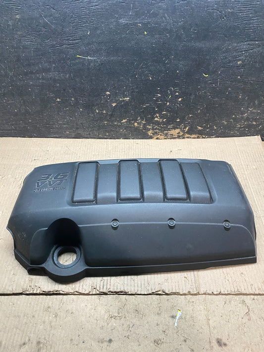 2007 to 2008 GMC Acadia 3.6L VVT Engine Cover Shield OEM x8179 DG0