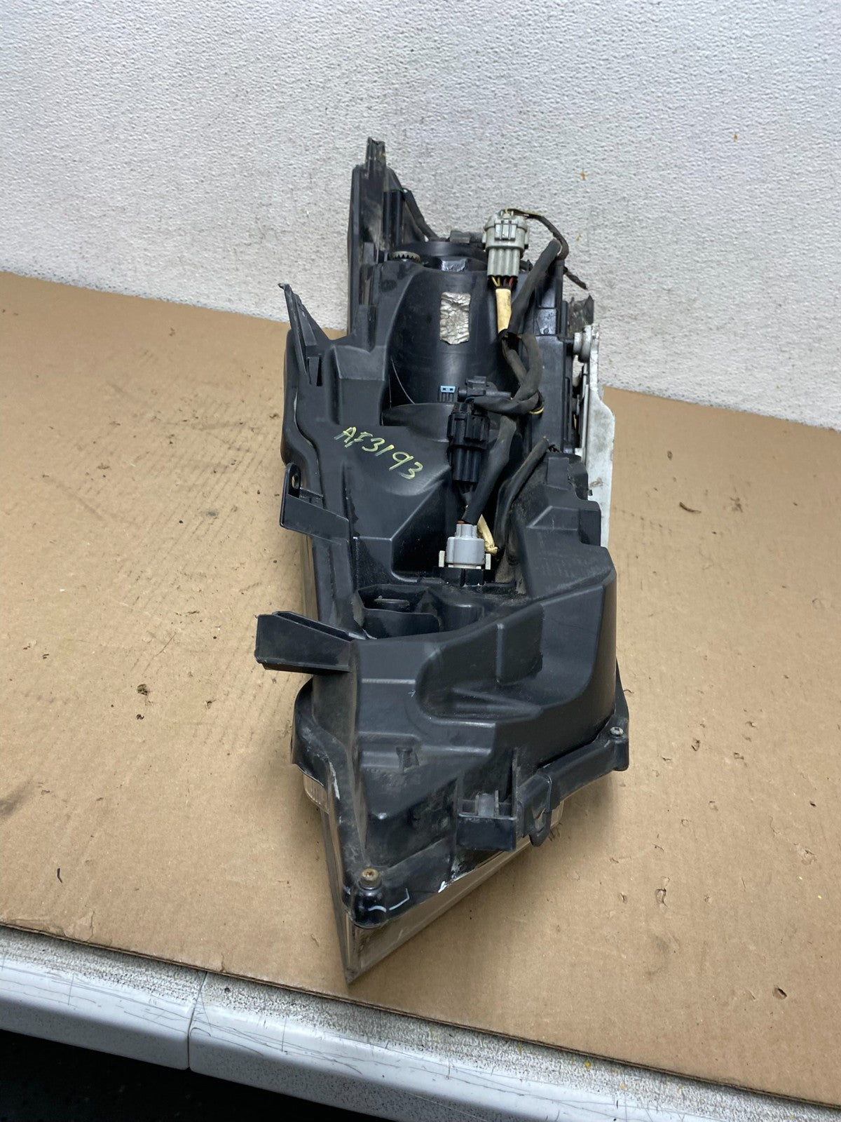 2016 2017 2018 Nissan Maxima Right Passenger Headlight Halogen AF3193 DW12