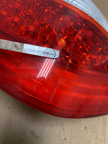 2009-2011 Hyundai Genesis Sedan Right Passenger RH Tail Light AD3161 DW3