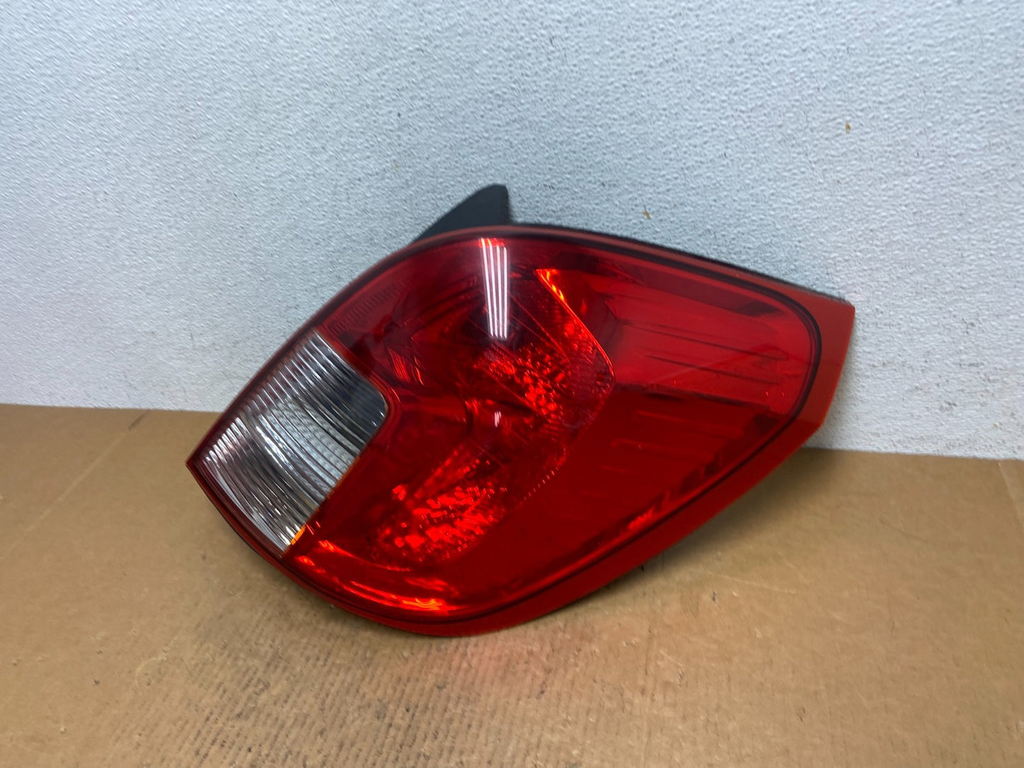 2013 to 2015 Chevrolet Capitva Right Passenger Rh Side Tail Light ae0482 DG1
