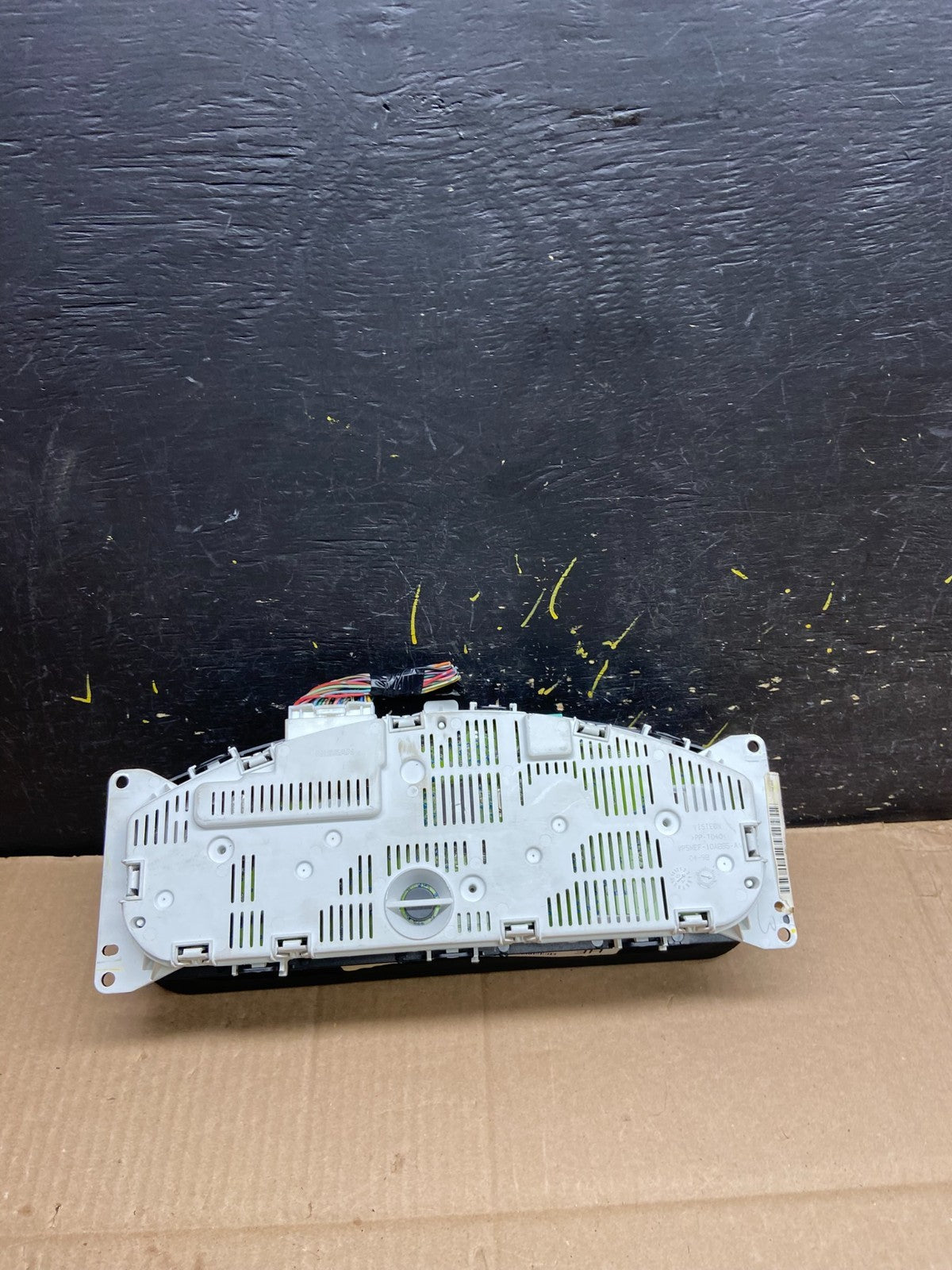 2006-2007 Nissan Pathfinder Xterra Cluster Speedometer Instrument Y2218 DG4