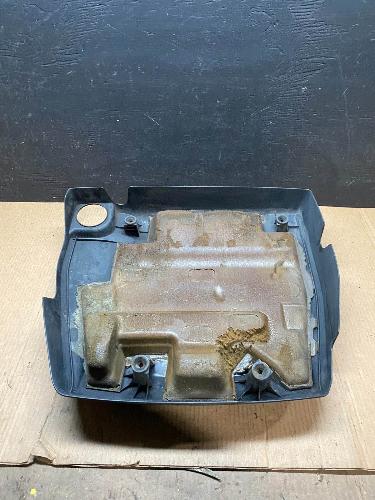 2010 to 2013 Suzuki Kizashi 2.4L Engine Cover F66374