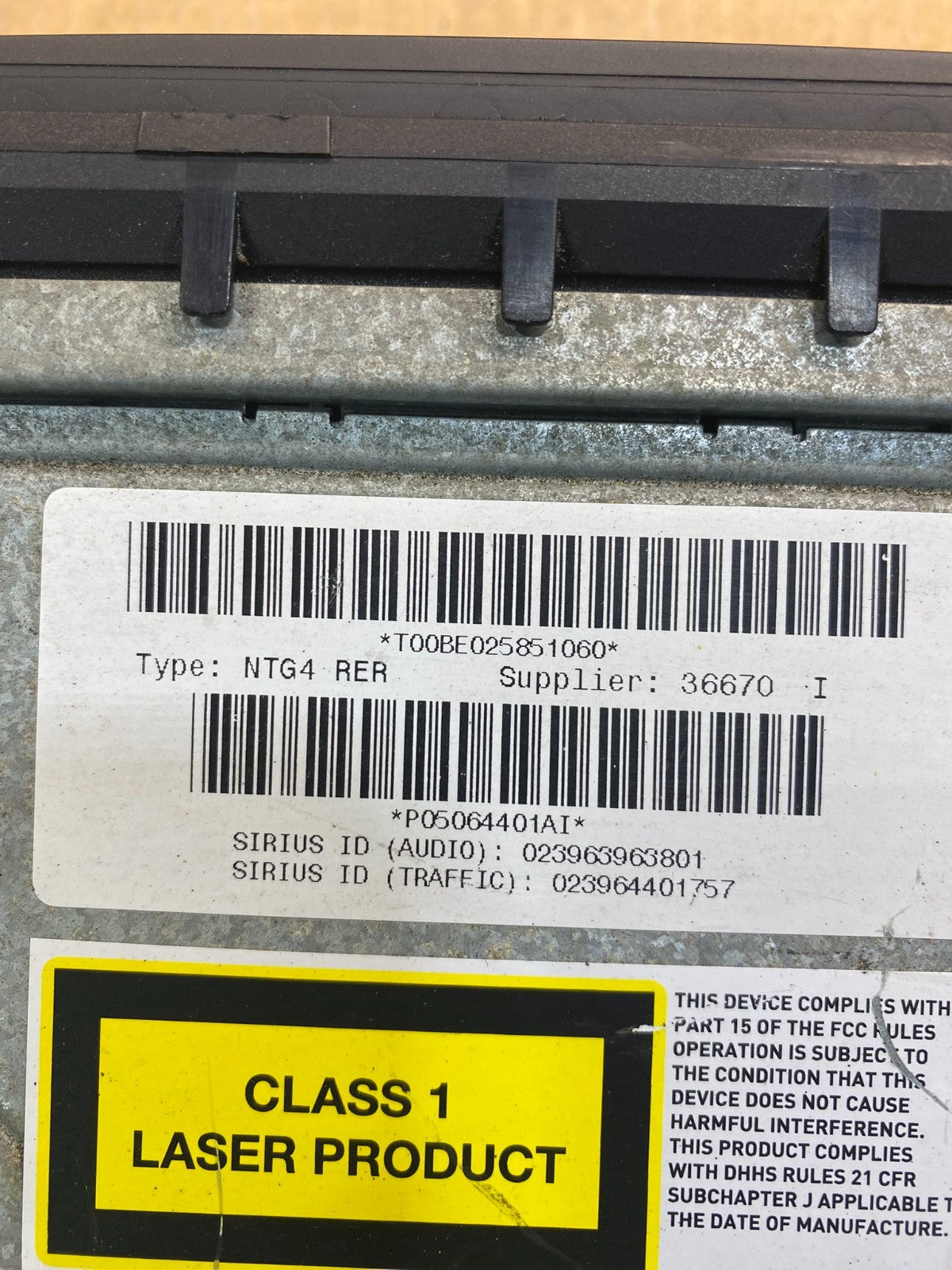 2008 2013 Jeep Dodge Chrysler Screen Display CD Player Satellite Radio AC6935 DG6