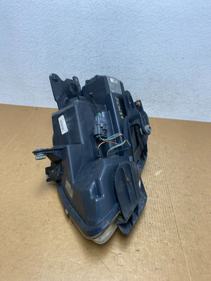 2007-2012 Gmc Acadia Xenon HID Headlight Right Passenger Side AE1436 DW9