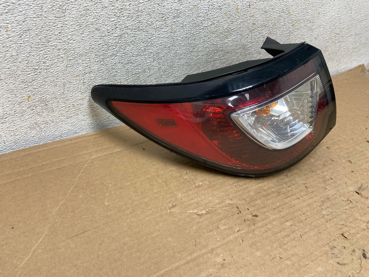 2013 to 2017 Chevrolet Traverse Left Driver LH Side Tail Light AH8878 LK1