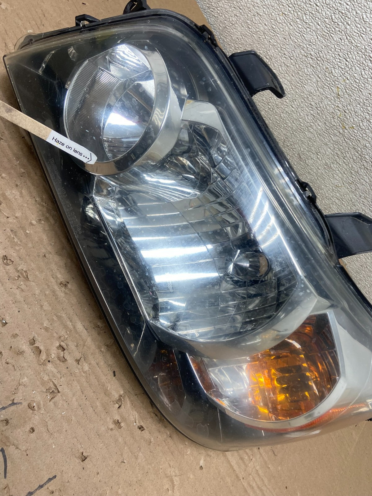 2004 2005 2006 Toyota Highlander Headlight Left Driver LH Side DEPO AB1519 DW4