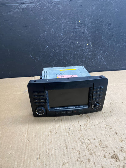 2006 2007 2008 Mercedes ML350 GL450 Radio Navigation Screen Display ab9645 DG0