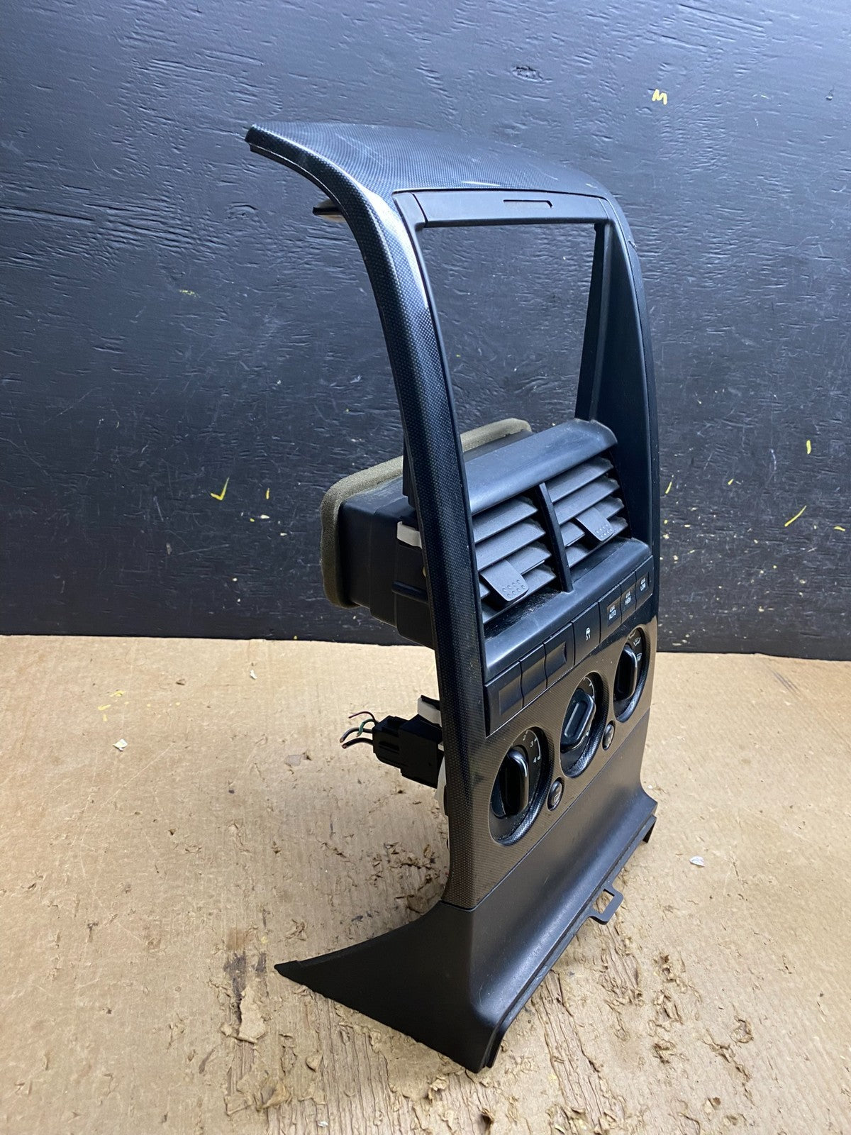 2006 - 2010 Ford Explorer Radio Heater Climate A/C Control Bezel  Trim aa0001 DG3