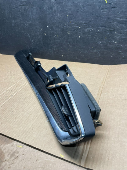 2018-2019 Buick Enclave Dash Applique Panel Vent Right RH Panel M4290 DG1