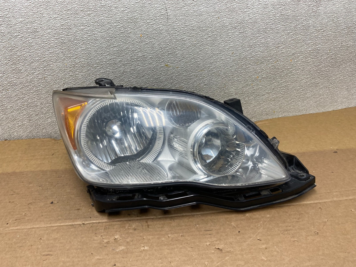 2005 - 2007 Toyota Avalon Right Passenger Side XENON HID Headlight OEM AB5178 DW0