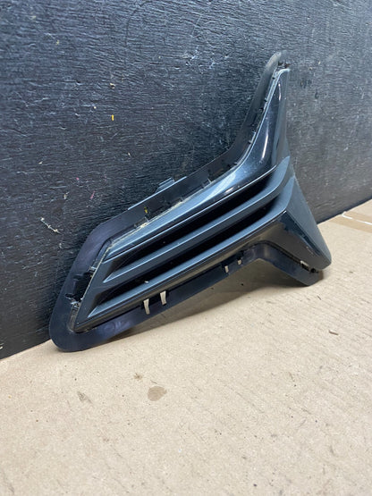 2019 to 2021 BMW M3 G20 318d 320d 320dX 320i Left Side Bumper Trim C23362