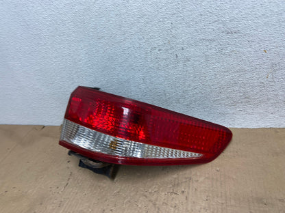 2003 to 2004 Honda Accord Sedan Right Passenger Rh Side Tail light AE9322 LK1