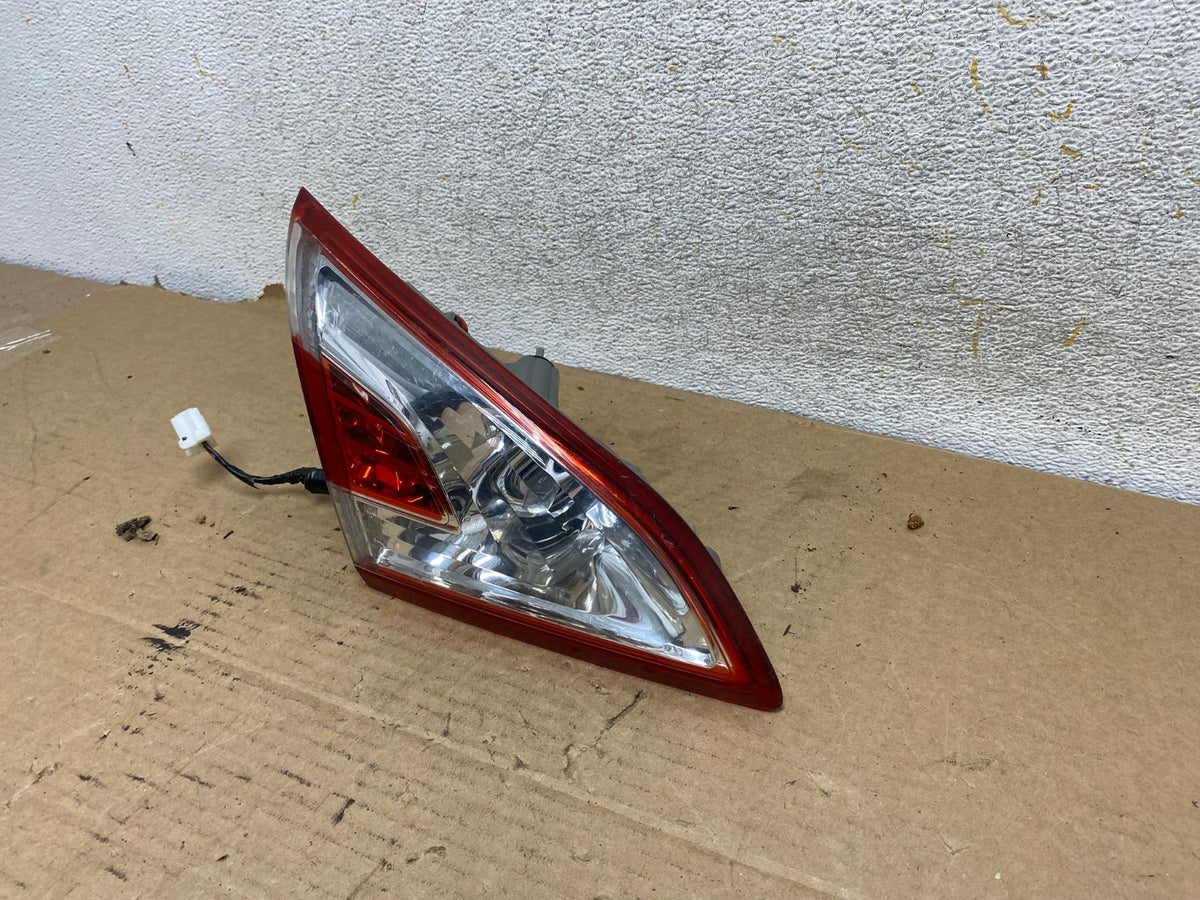 2011-2014 Nissan Murano Left Driver Lh Side Inner Tail Light AH7963 LK2