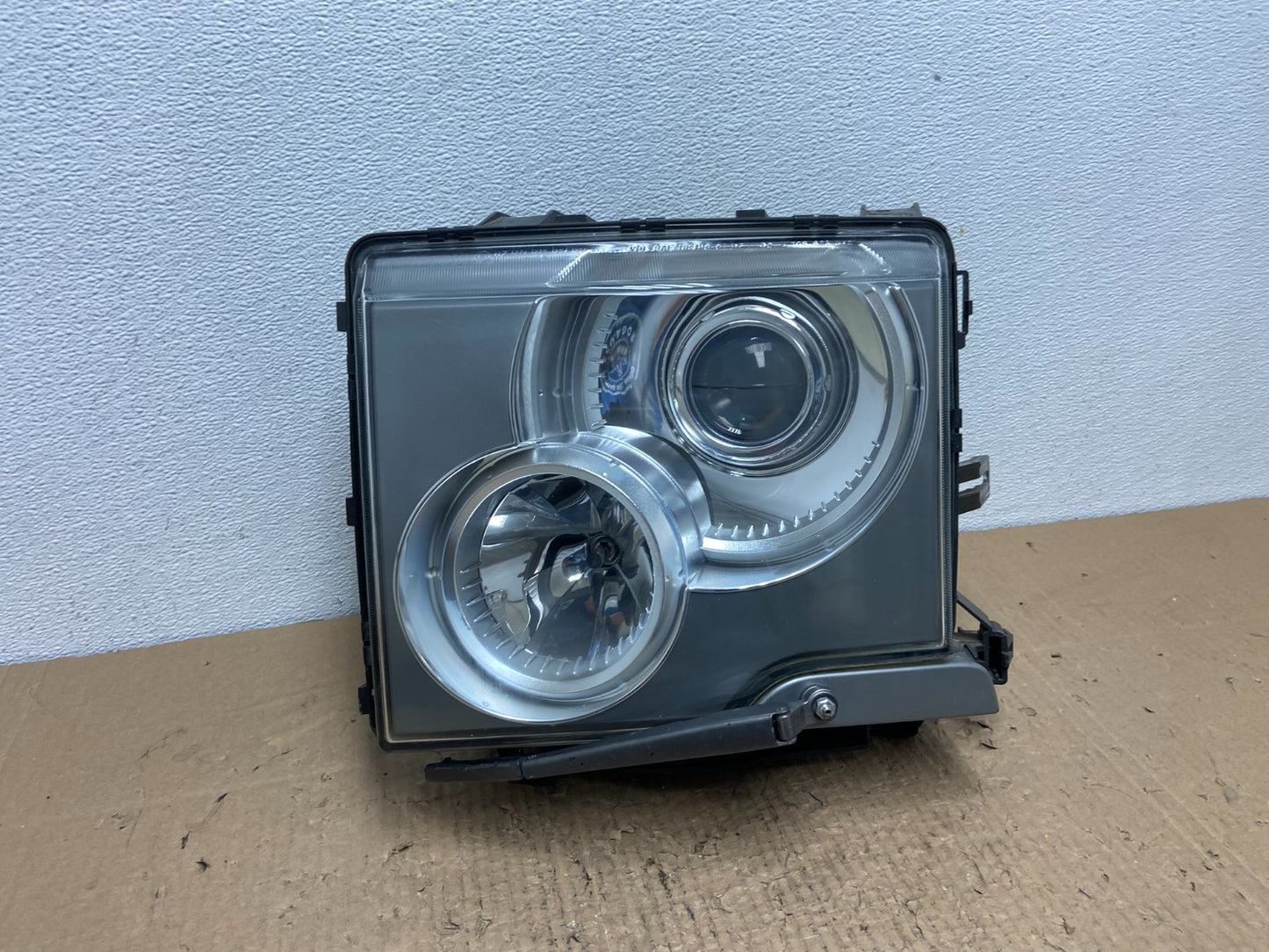 2003 to 2004 Land Rover Range Rover Left Driver Headlight Xenon HID AC4123 DW0