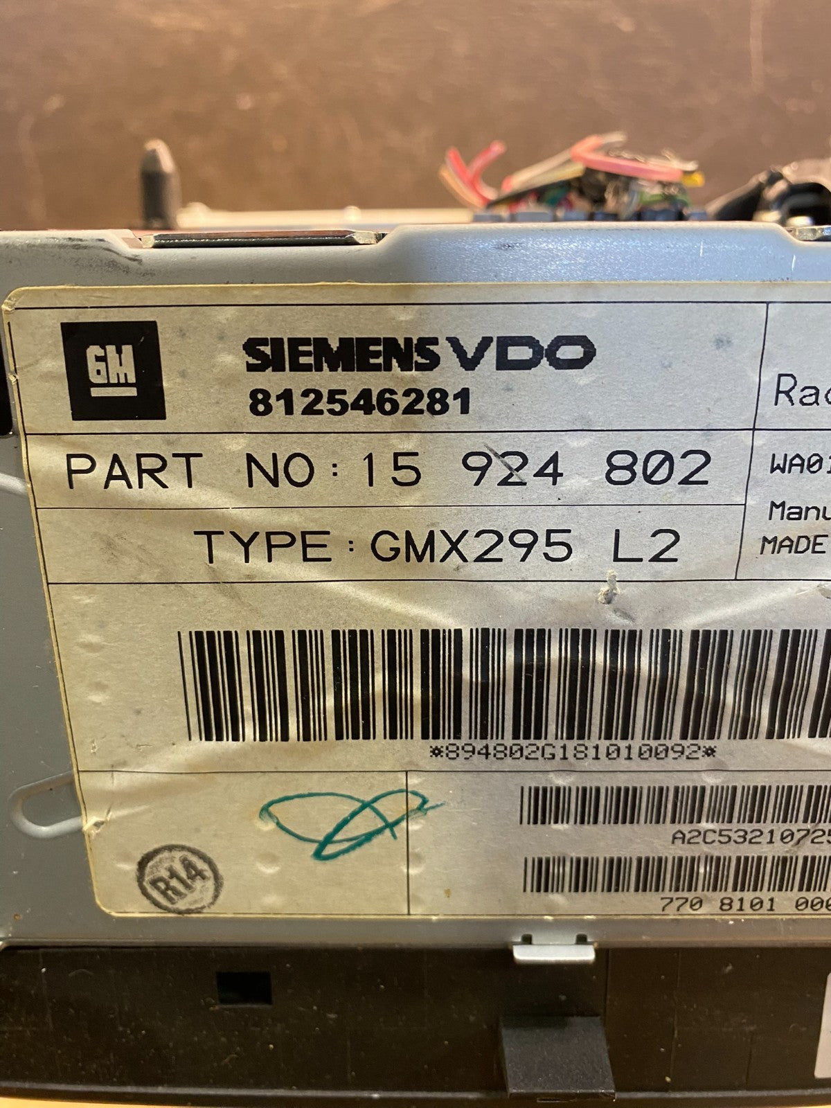2005 to 2007 Cadillac Escalade Radio CD AM/FM DVD 6 Disc AD7568 DG6
