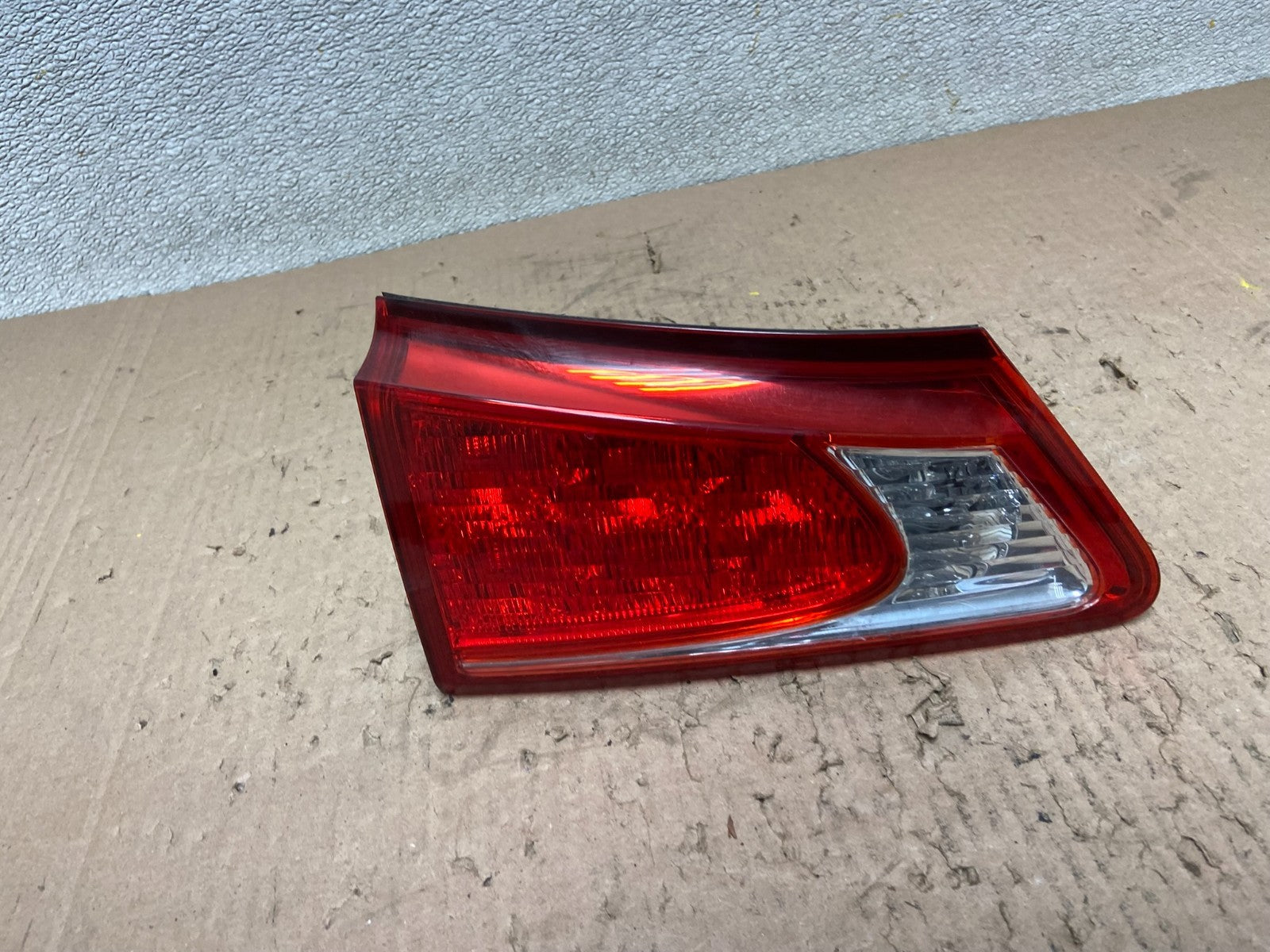 2009 - 2010 Lexus Is250 Is350 Left Driver LH Inner Tail Light Oem Y0602 GD0