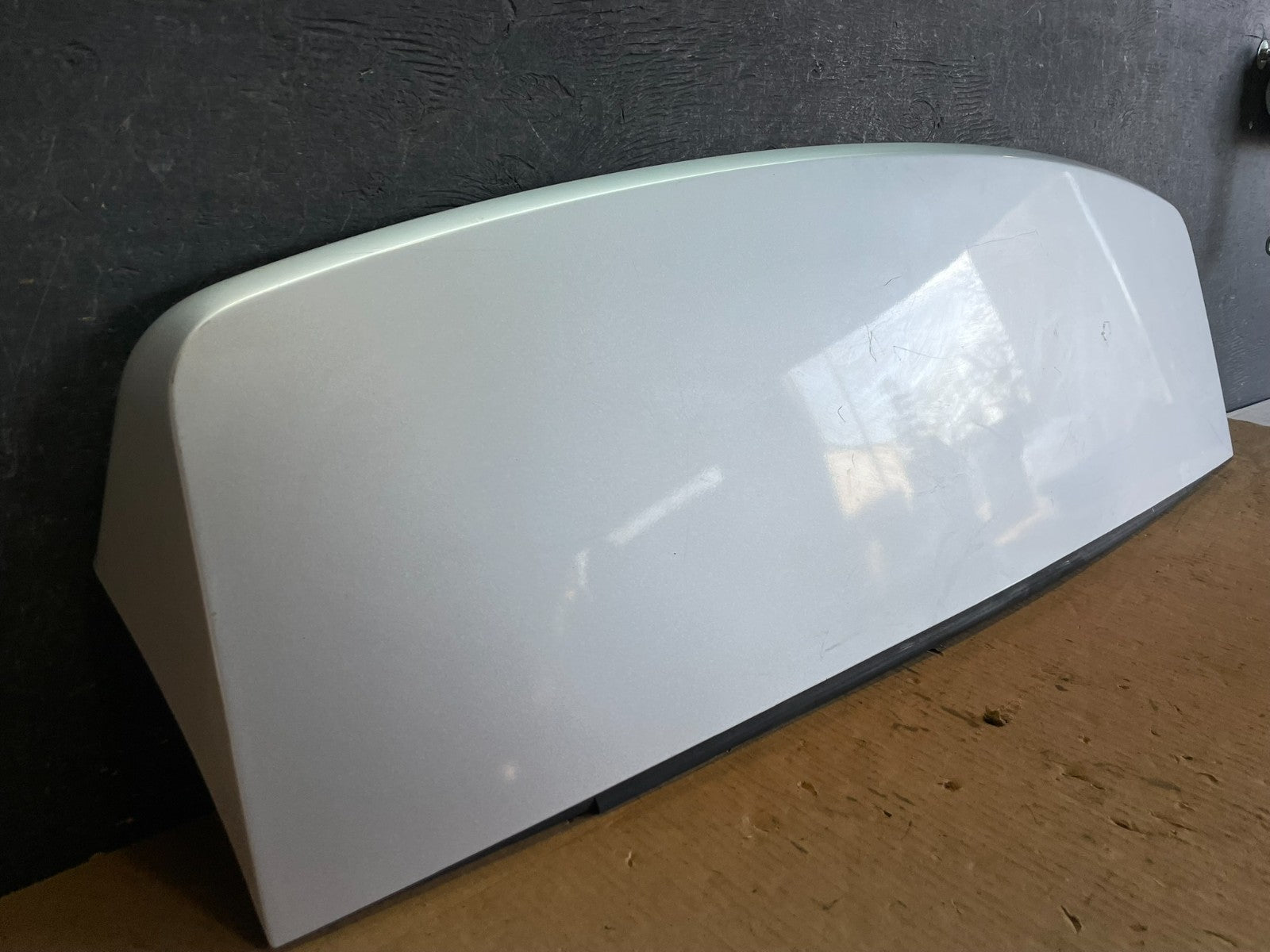 2007 to 2011 Ford Edge Rear Spoiler Wing With Brake Light OEM aa5904 DG1