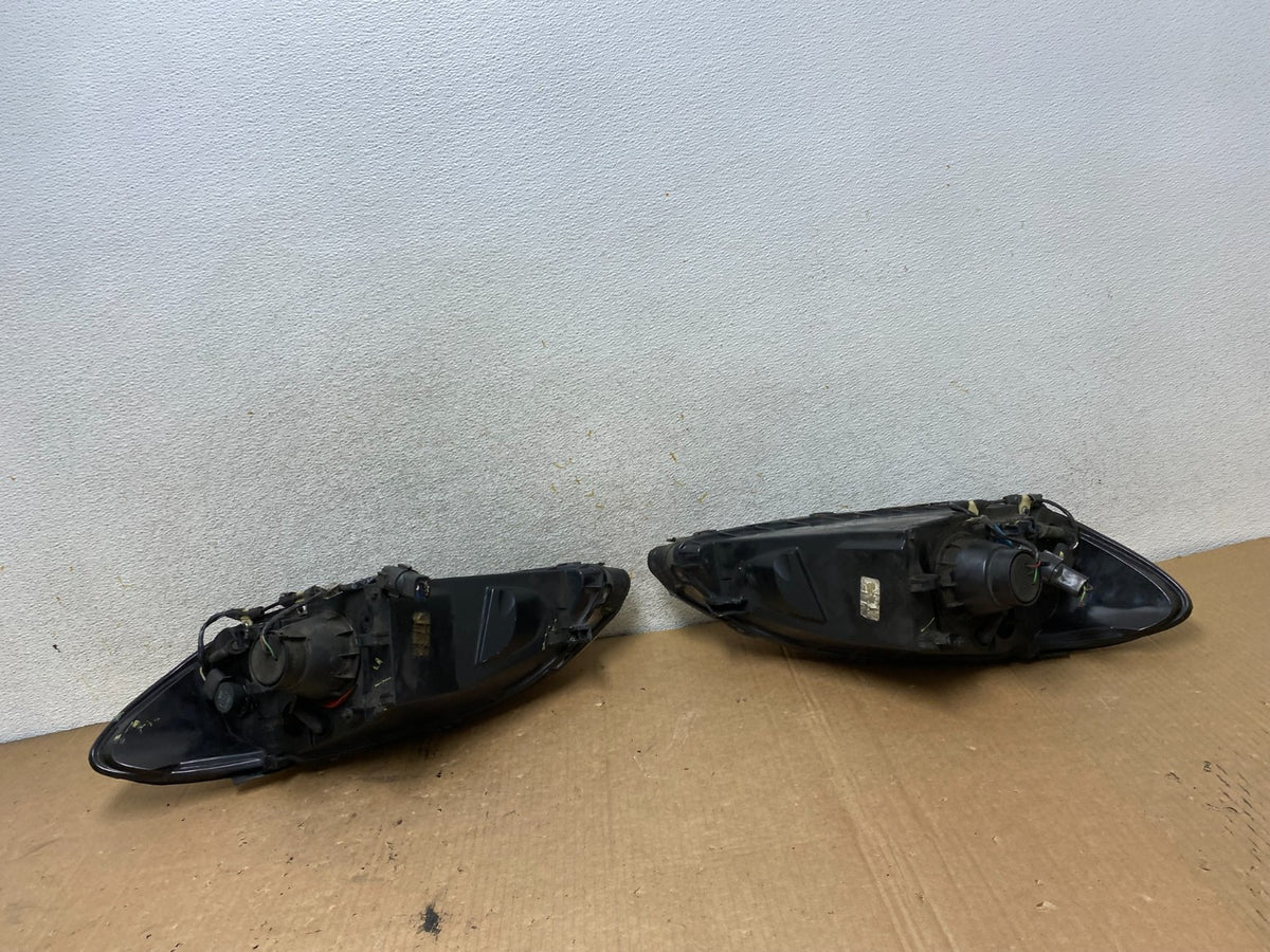 2000 to 2007 Ford Taurus Left+Right Side Halogen Headlights AI8873 DW13