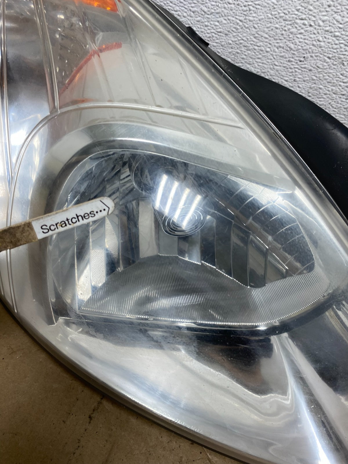 2006 to 2011 Hyundai Accent Sedan Right Passenger Halogen Headlight AC5649 DW3
