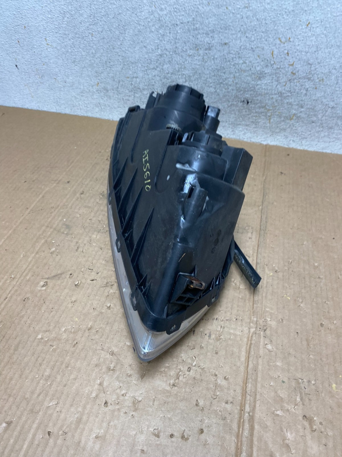 2006 to 2008 Hyundai Sonata Left Driver LH Side Headlight Halogen AI5610 DW6