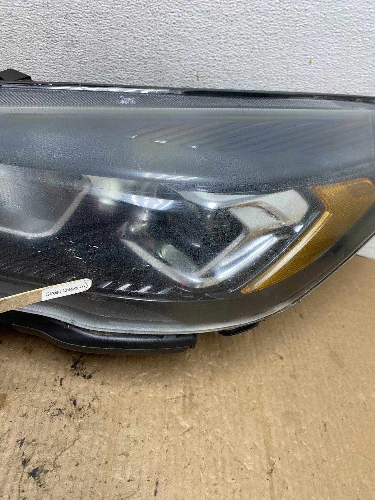 2017 - 2019 Ford Escape Left Driver Lh Side LED Headlight W/Module AG2451 DW4