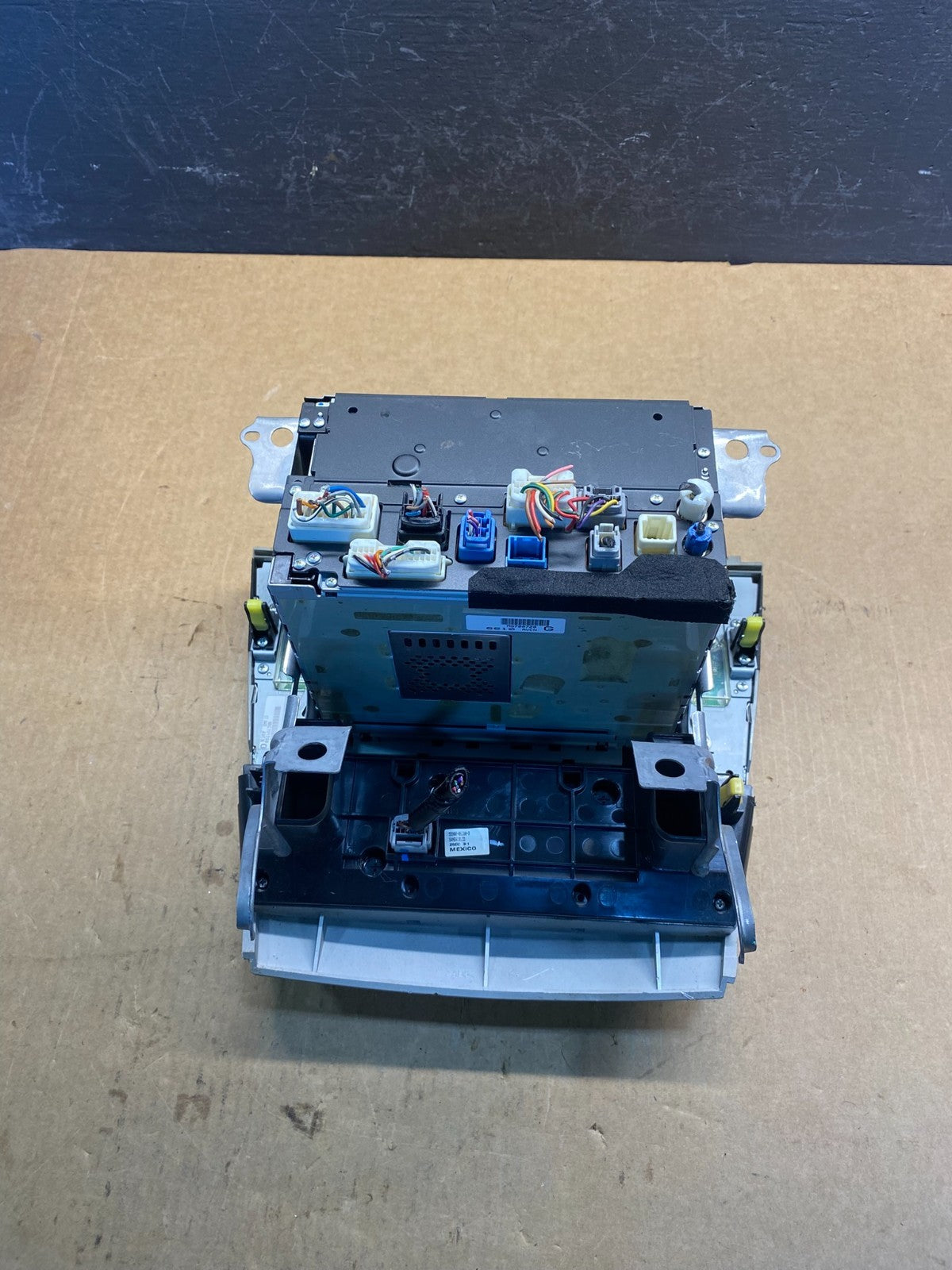 2010 2011 Toyota Camry Radio AM/FM Climate Control ac6937 DG5