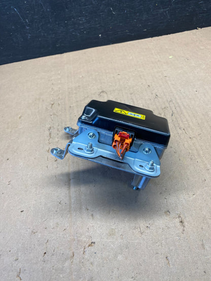 2012-2016 Mercedes-Benz GLE C E350 DC/AC Power Inverter Control Module M1568 DG2