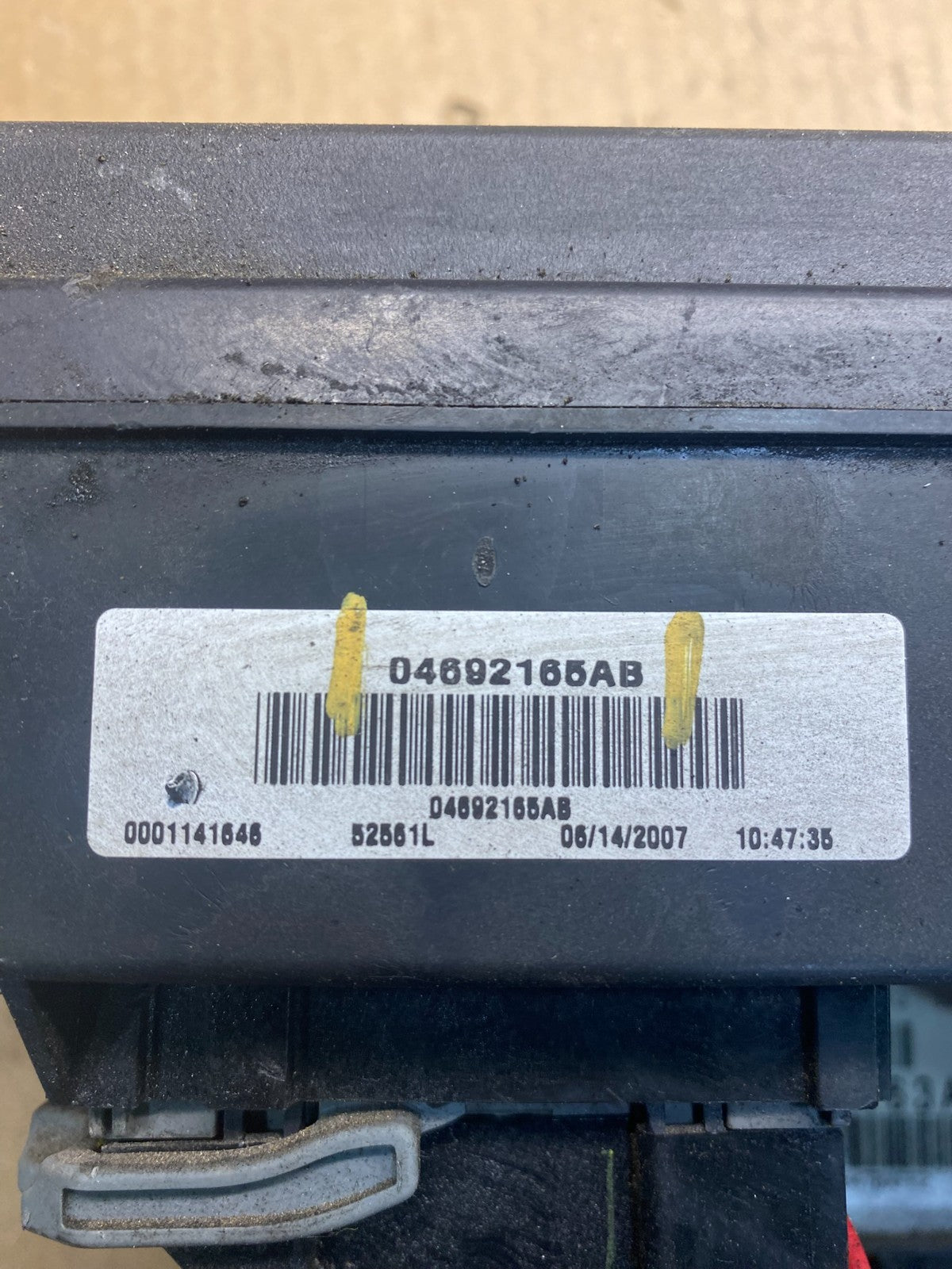 2008 Jeep Grand Cherokee Fuse Box Relay Panel 04692165ab AC2581 DW6